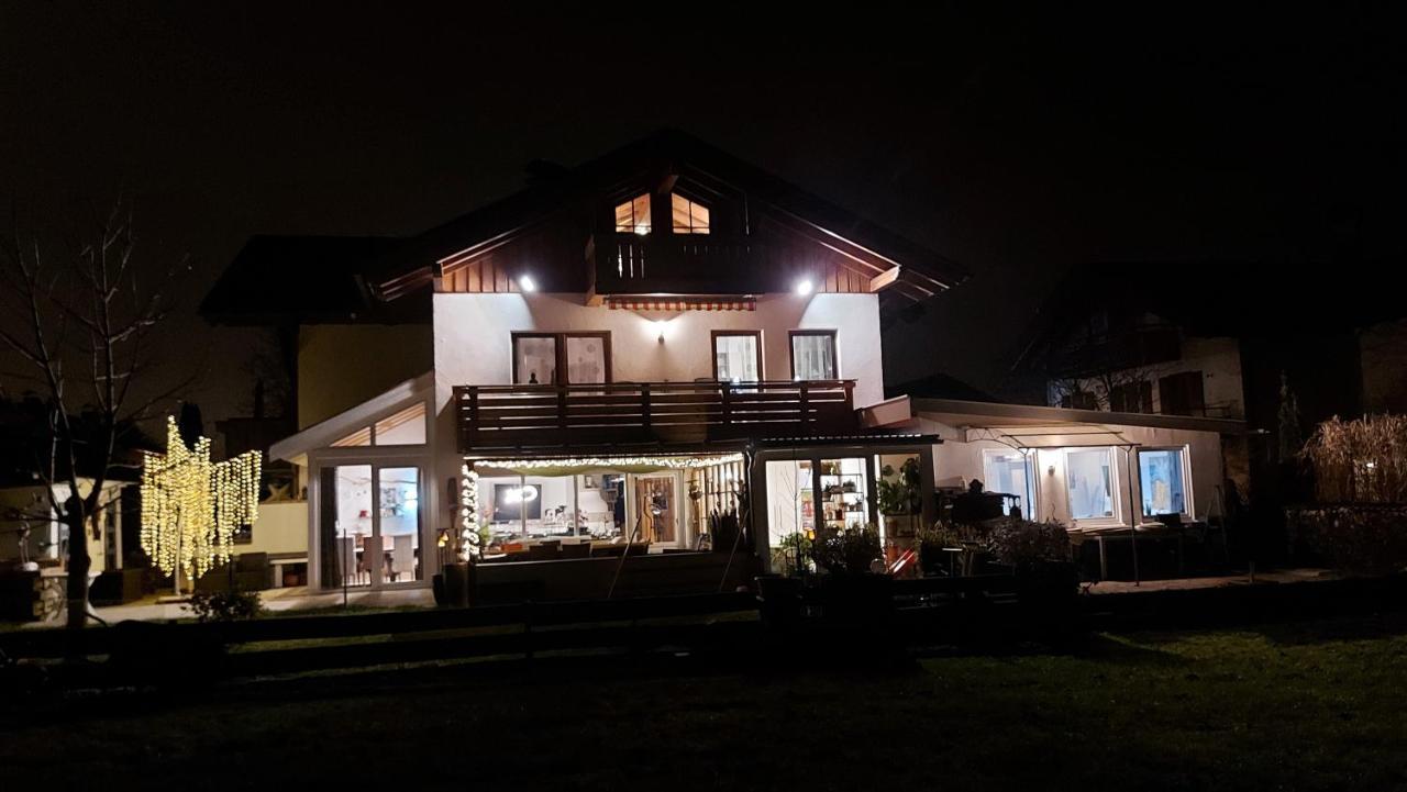 Ferienwohnung Herzstueck Im Haus Schlossblick Fussen Bagian luar foto